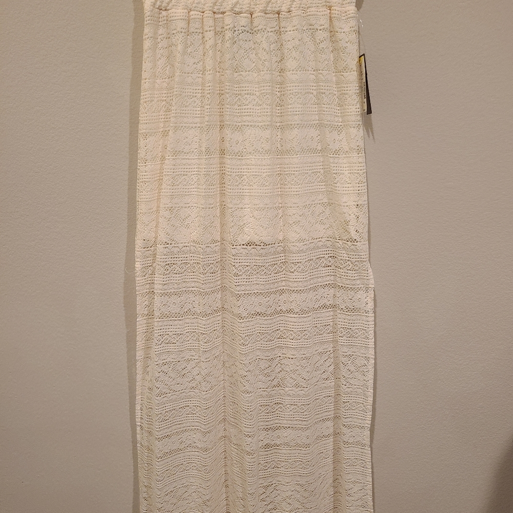 Off white long maxi skirt